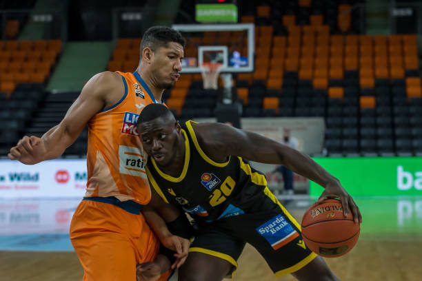 他们以小组 他们以小组